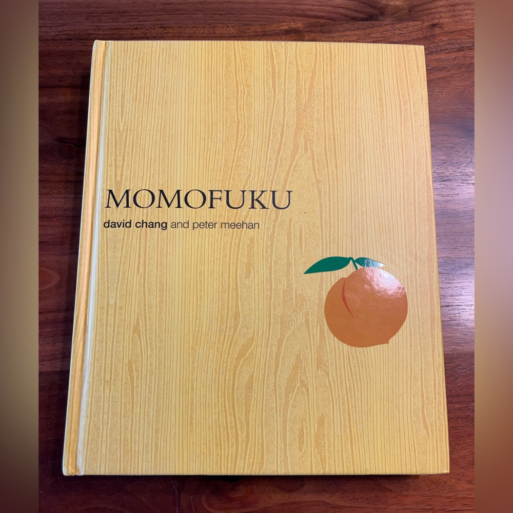 Momofuku Cookbook by David Chang and Peter  Meehan